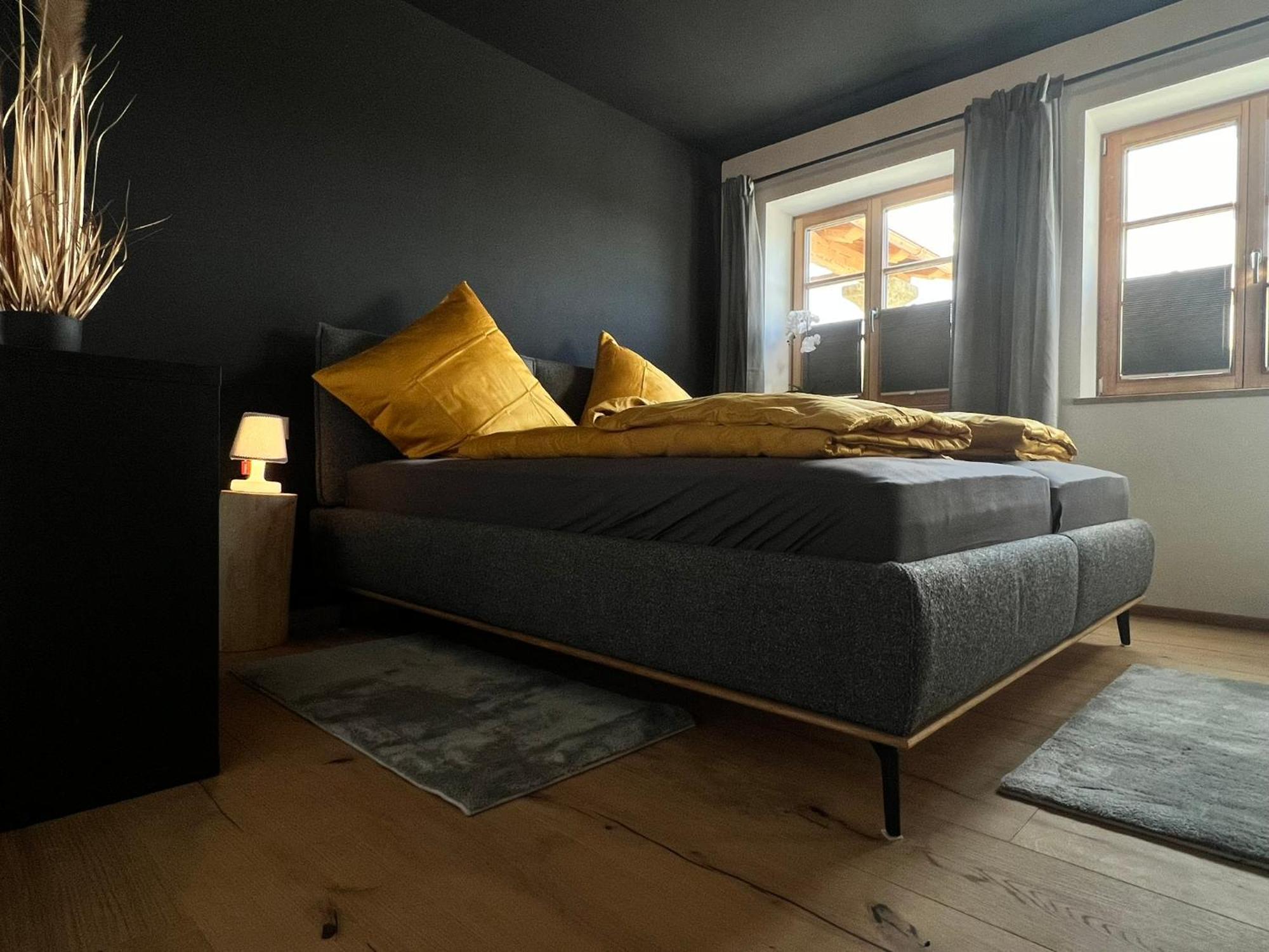 Stay Nice Apartments Dorfen Naehe Muenchen Jacuzzi Grillkota 75 Zoll Tv Exteriör bild