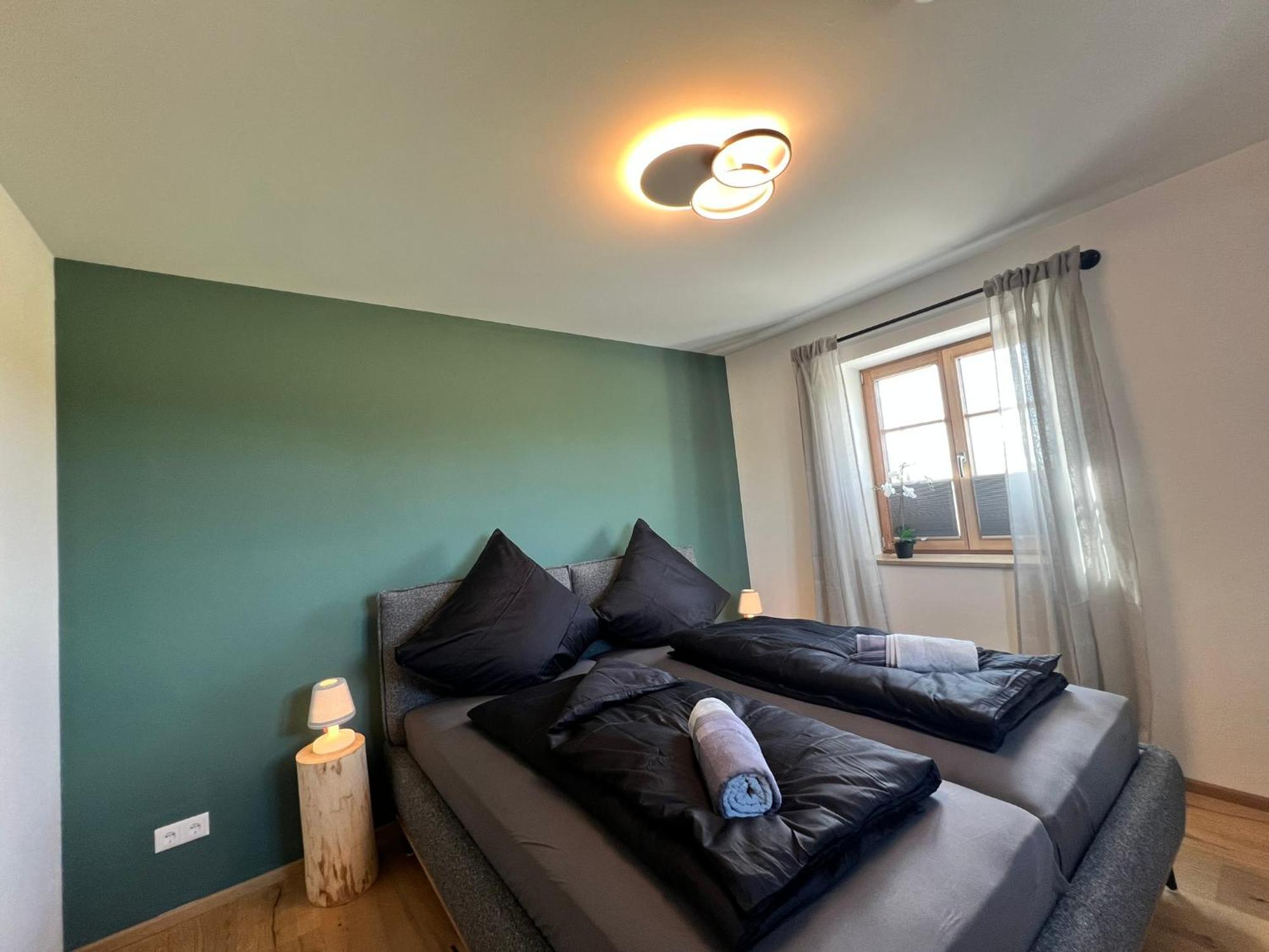 Stay Nice Apartments Dorfen Naehe Muenchen Jacuzzi Grillkota 75 Zoll Tv Exteriör bild