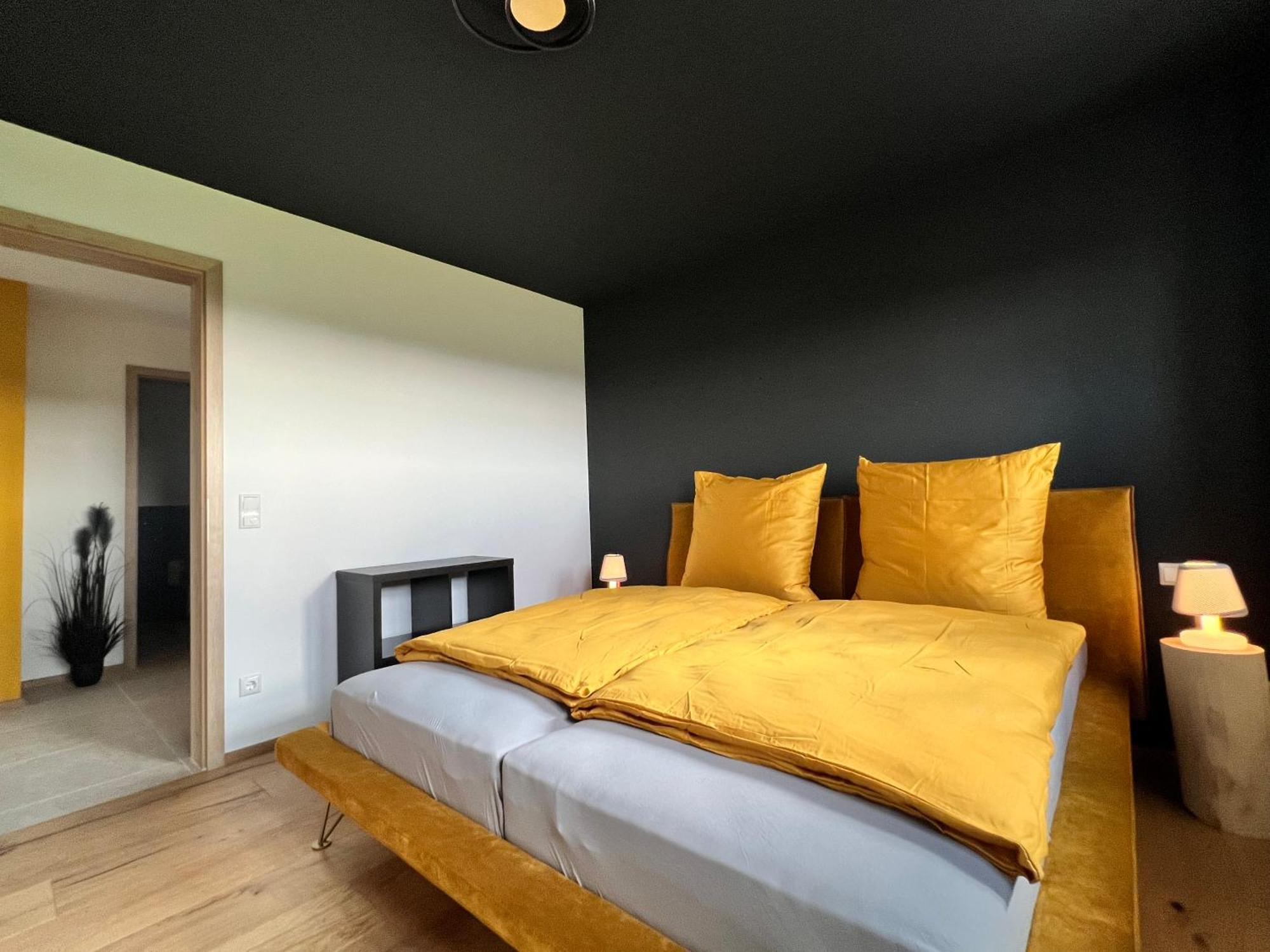 Stay Nice Apartments Dorfen Naehe Muenchen Jacuzzi Grillkota 75 Zoll Tv Exteriör bild